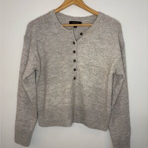 Banana Republic Light Gray Women's Crew Neck Sweater